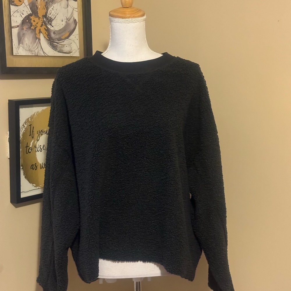 American Eagle Outfitters dark blue soft sweater